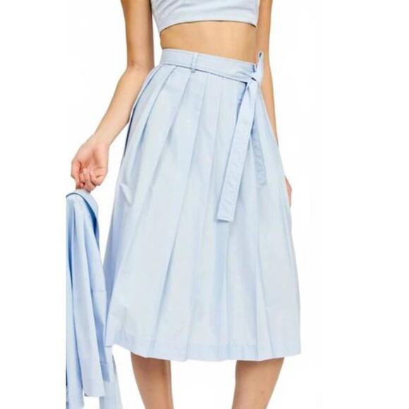 EN SAISON Abigail Midi Skirt Set Pleated Medium & Bralette Small Sky Blue NWT - Picture 2 of 10